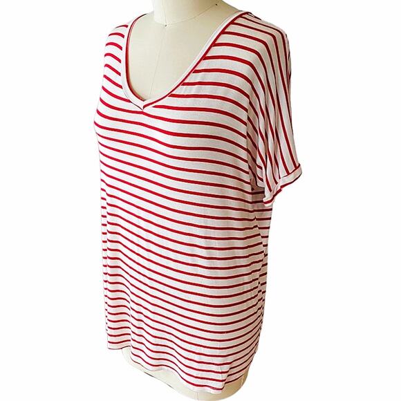 COCO & MAIN Red White Striped Short Sleeve Summer Top ~ Women's Oversized MED - Picture 3 of 4